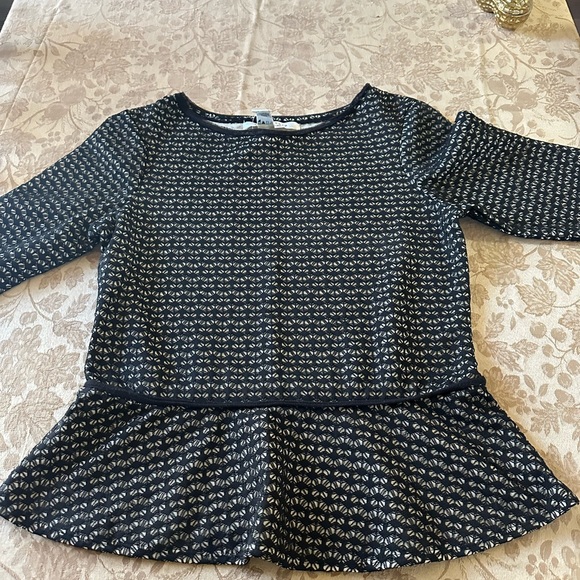 Top - Picture 2 of 2